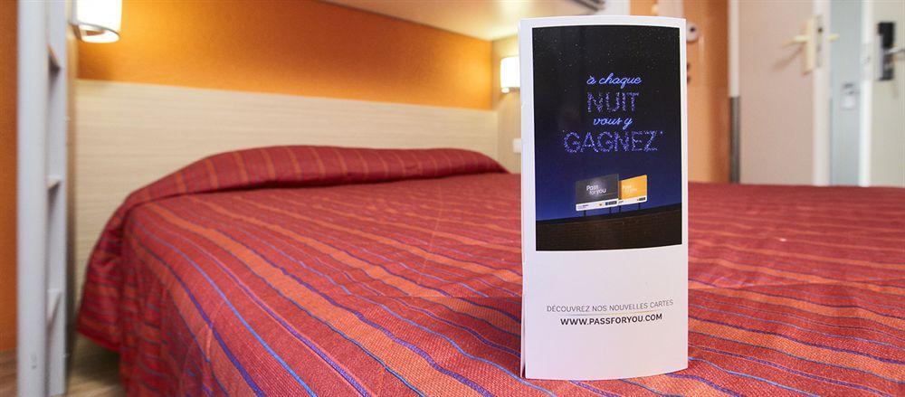 فندق بريمير كلاسيه مونتريول موراوْيْ المظهر الخارجي الصورة A room key