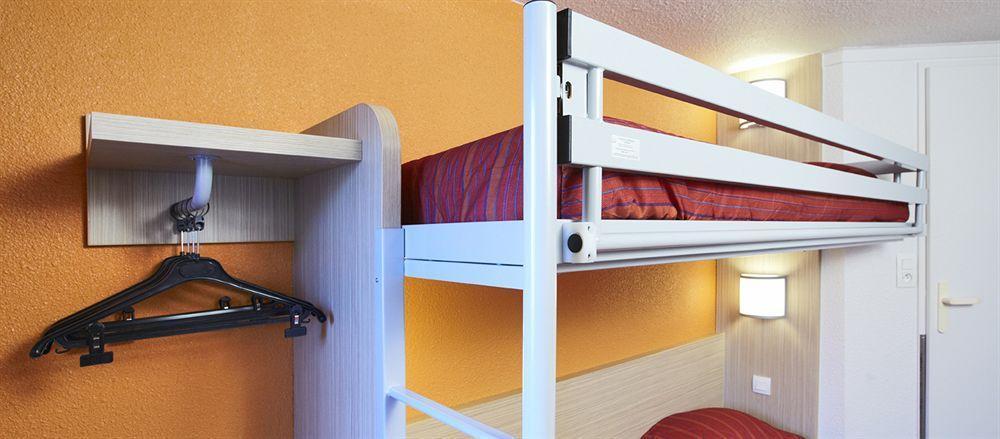 فندق بريمير كلاسيه مونتريول موراوْيْ المظهر الخارجي الصورة A bunk bed